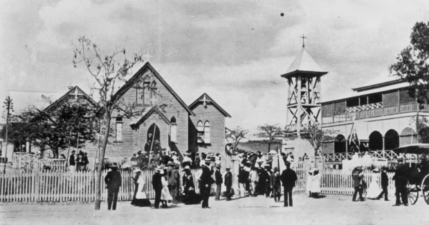 St_Columba's_Roman_Catholic_Church,_Charters_Towers,_ca._1903.tif
